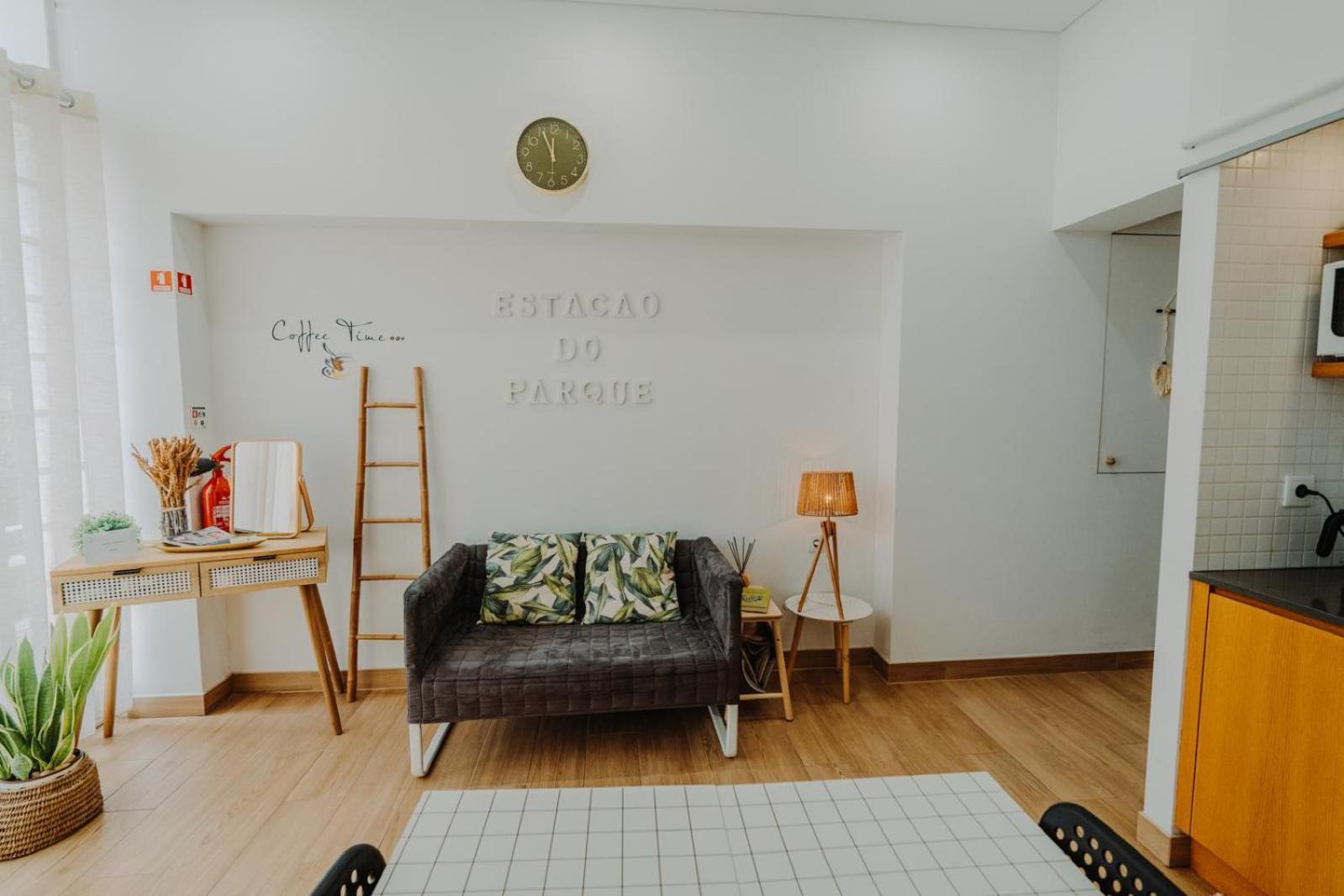 圣玛丽亚大德费拉 Estacao Do Parque酒店 外观 照片